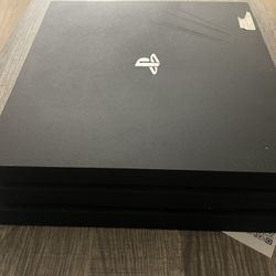 PlayStation 4 With controller