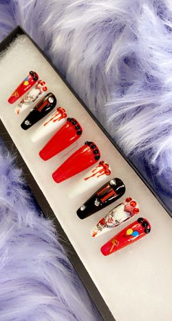 “IT” Press On Nails!