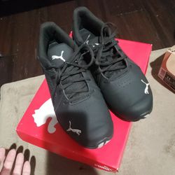 Puma Tennis Shoes