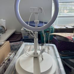 light ring on stand