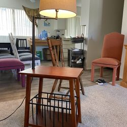 End Table With Lamp