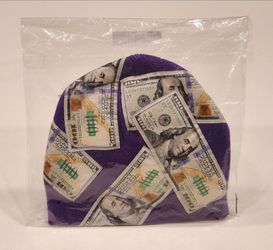 SUPREME PURPLE MONEY BEANIE
FW26 NEW & ONE SIZE MOST SOUGHT OUT COLORWAY & STITCHED BILLS 🔥🥵🔥