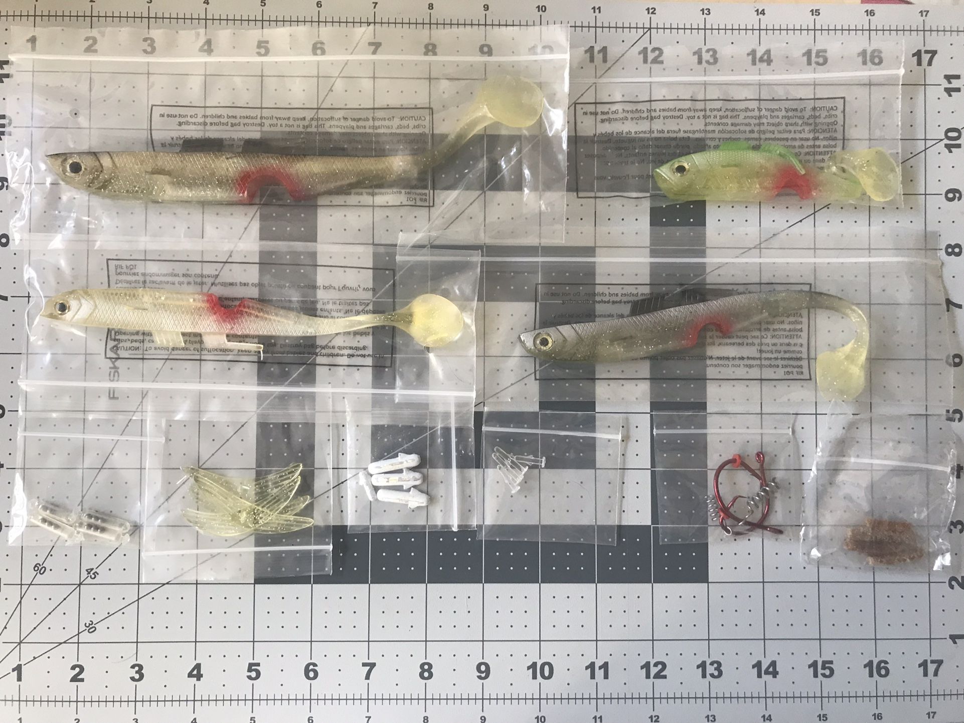 OPen box Never used Mighty Bite Trophy Kit item#20606 Large Lures for Big Fish