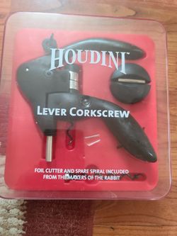 Lever corkscrew wine bottle opener