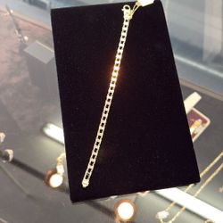 14 K Yellow Gold Two Tone Bracelet 