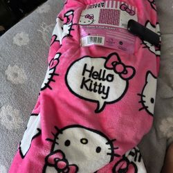 Hello Kitty Full/queen  Blanket 