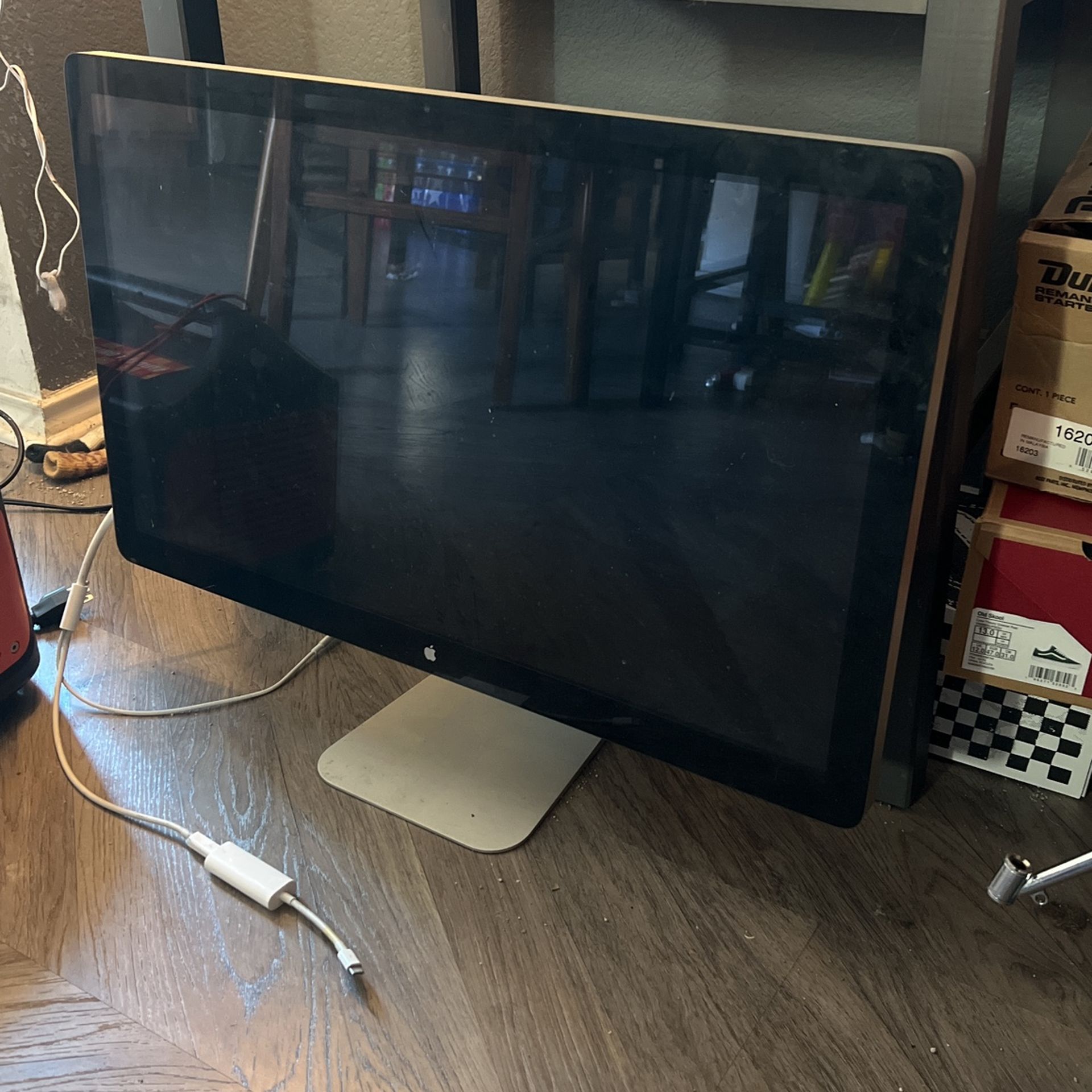 Apple Cinema Display