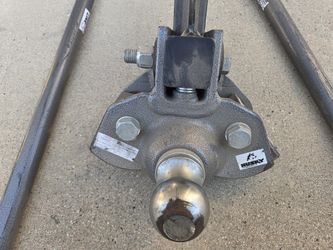 Weight Distribution Hitch