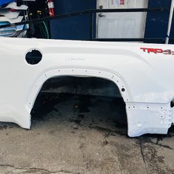 Toyota Tundra 2022-2024 Left Driver Side Quater Panel Oem