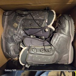 Salomon Lily Woman's Snowboard Boots