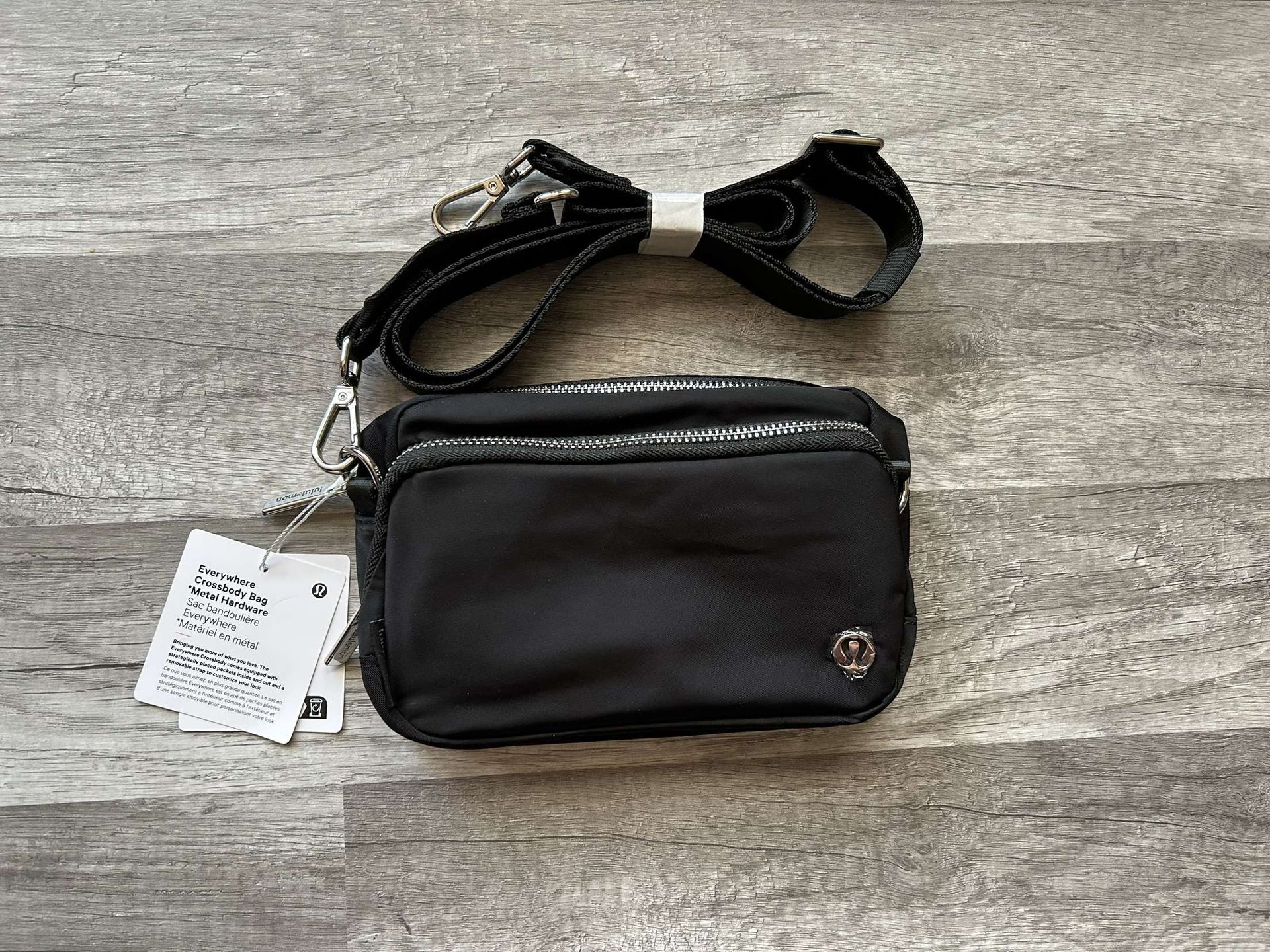 Lululemon Everywhere Crossbody Bag Black New With Tags 2L