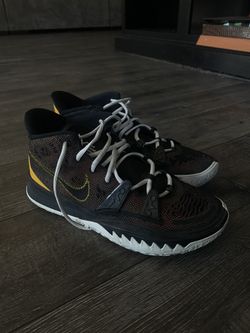 Kyrie 7 Rayguns