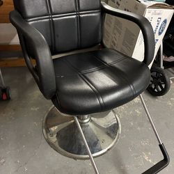 Salon/barber chair
