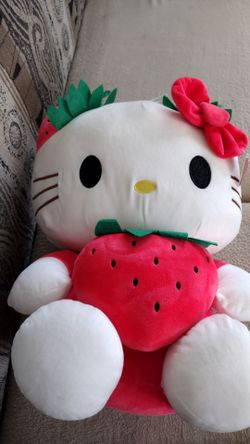 Hello Kitty plushie