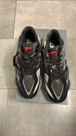 New Balance 9060 Gray