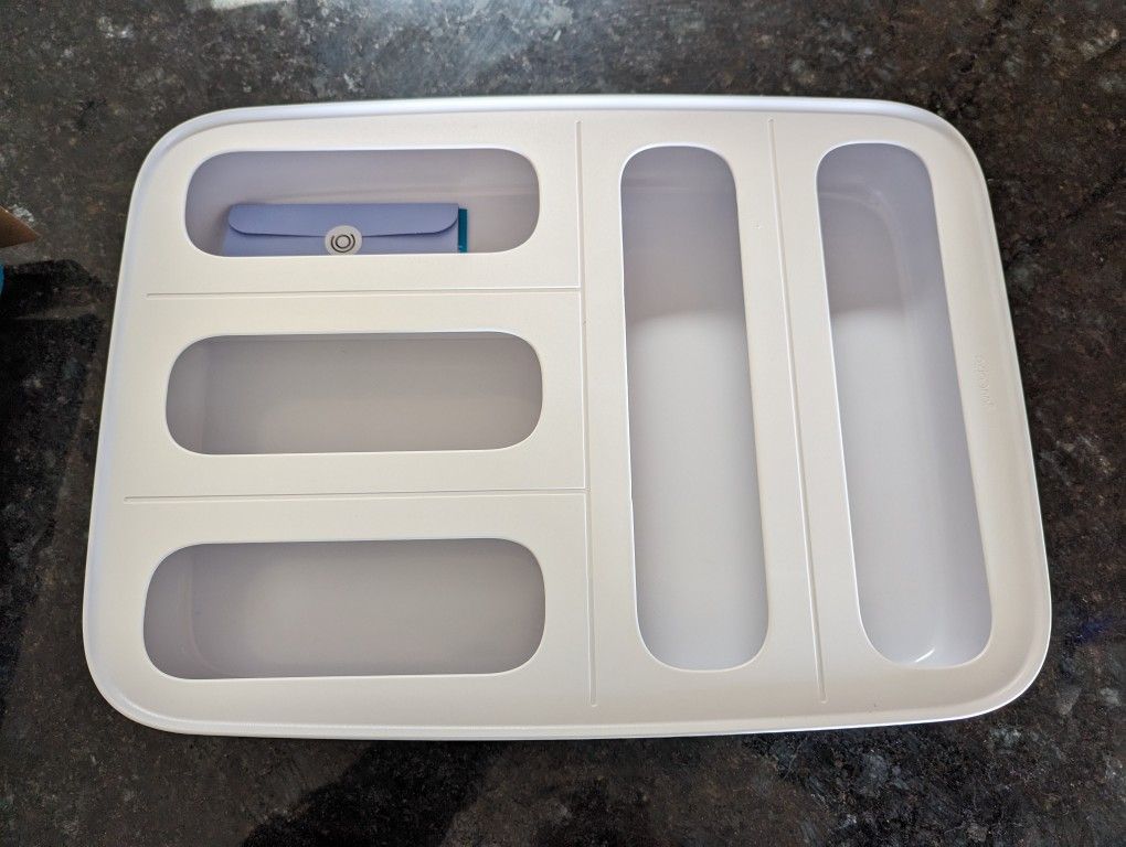 Food Bag Dispenser, NEW!