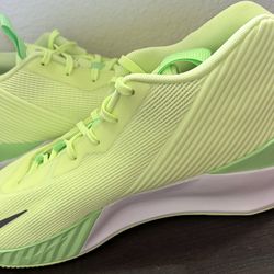 Nike GT Jump Academy Barely Volt Illusion Green