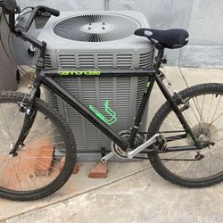 Cannondale Vintage Mountain Bike  SM700 3.0