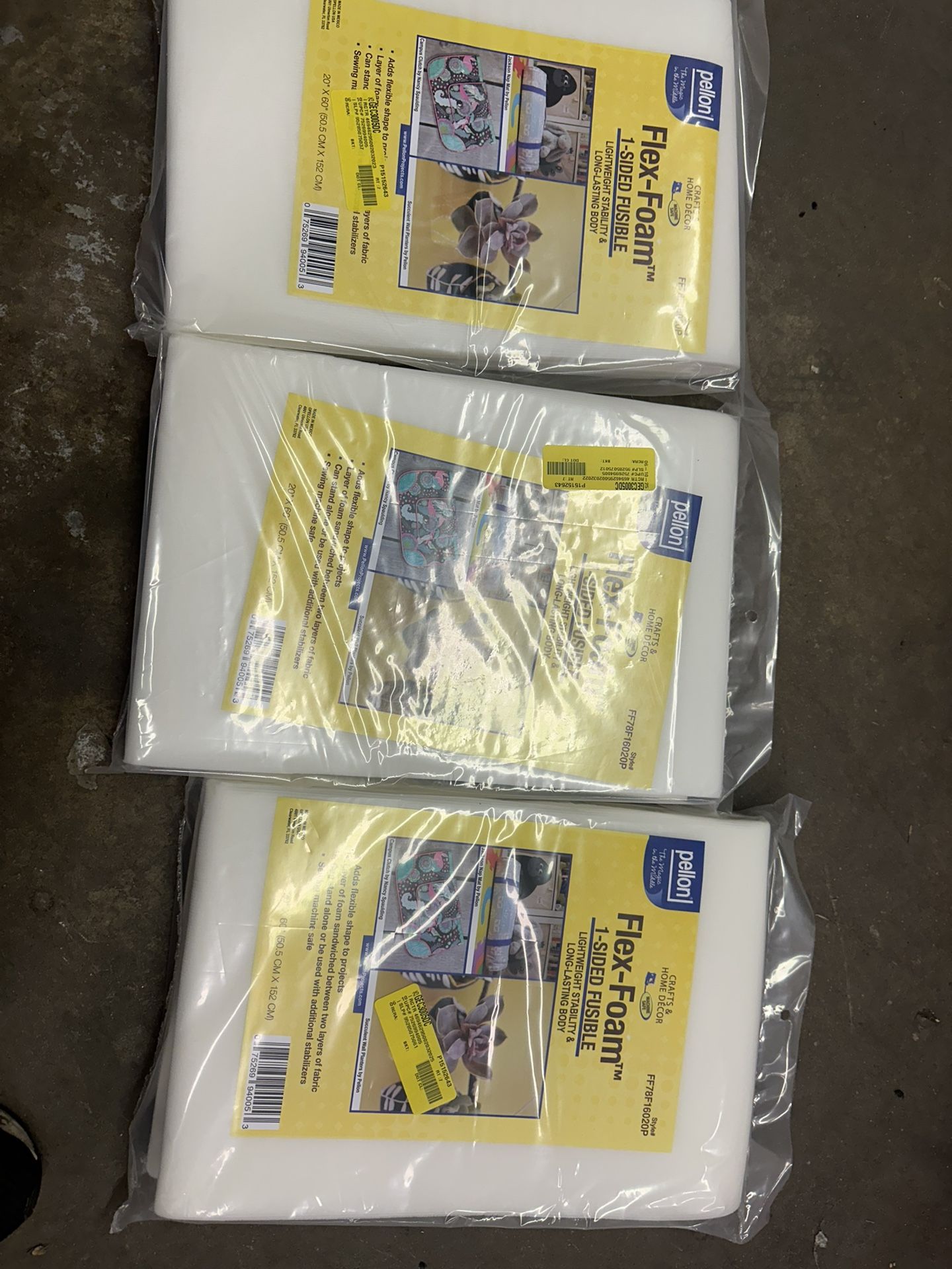 Pellon FF78 Flex Foam Fusible Sewing Fabric Stabilizer, Off-White 20" x 60" Precut Package
