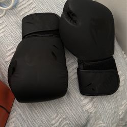 Boxing Gloves 