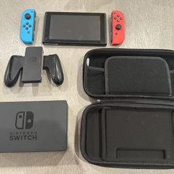 NINTENDO SWITCH (1st gen) - USED