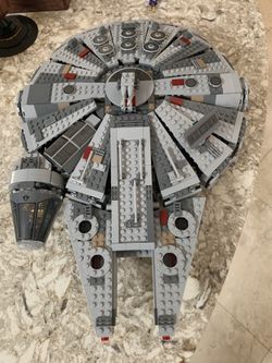 Lego Millennium Falcon