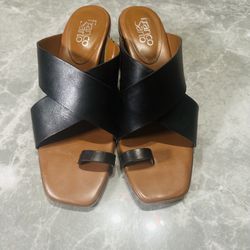 Franco Sarto Safia Black Leather Toe Post Block Heel Slide Sandal Size 9.5