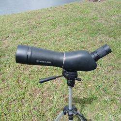 Meade Widerness 15x-45x 65mm Spotting Scope