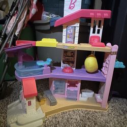 Lot of Little People 2x house, farm, bus