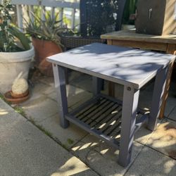 Small Table Sturdy