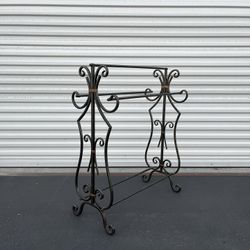 Metal Decorative Hanger for Towels, Blankets, Etc