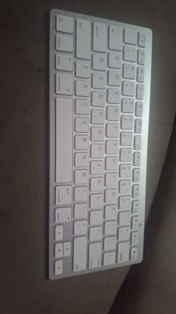 Apple Wireless Keyboard