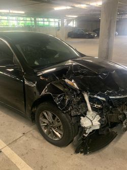 Kia For Parts!!!Engine Is NO GOOD