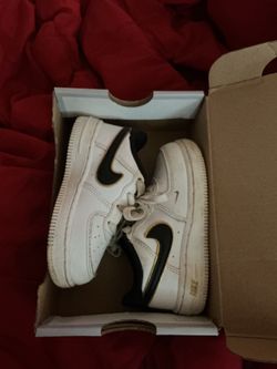 Nike Air Force 1 Kids’ Sneakers – $10 🖤🤍💛