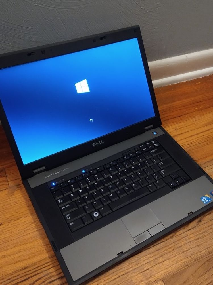 Dell Latitude Business Grade Laptop Intel Core i3 GB RAM 320 GB