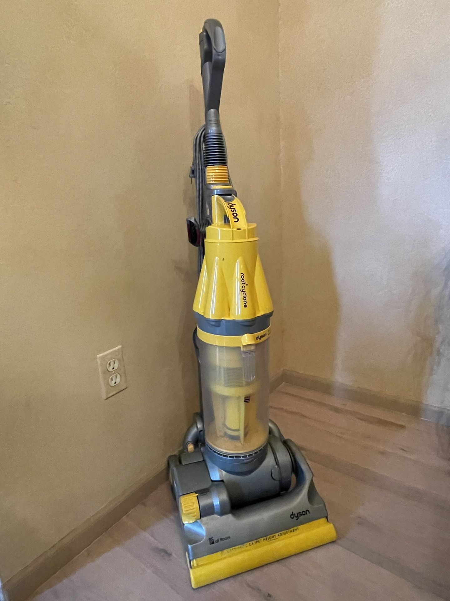 DysonDC07 All Floors Upright Vacuum Yellow Root Cyclone Vacuum with Attachment