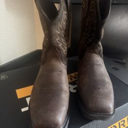 Ariat Men's Groundbreaker Wide Square Toe Metguard Steel Toe Work Boot Size 11.5