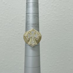 10K Yellow Gold Cross Ring