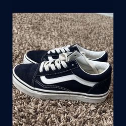 New Vans Boys Size 1