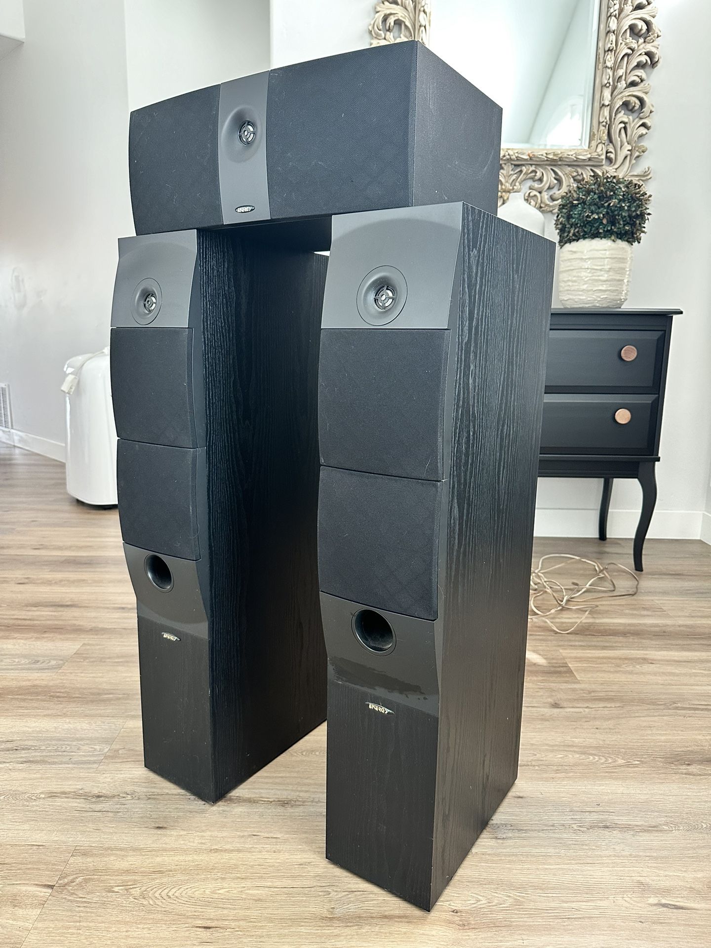 🔈ENERGY e:XL 26B-1 Floor Standing Speakers w/ matching center channel