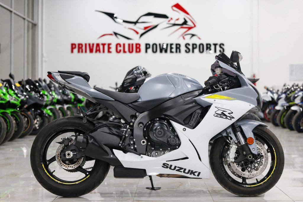 2022 Suzuki GSX-R600