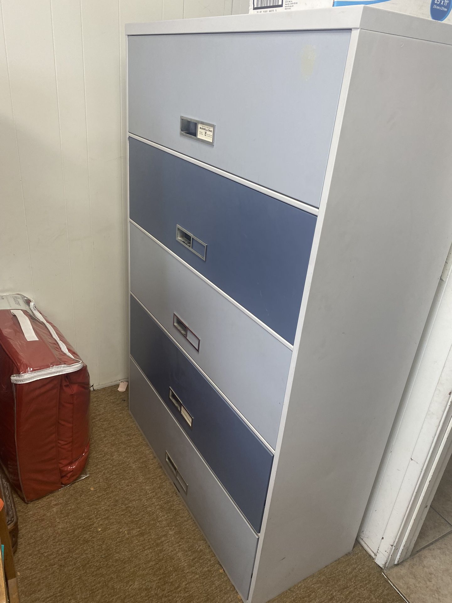 Filing Cabinets