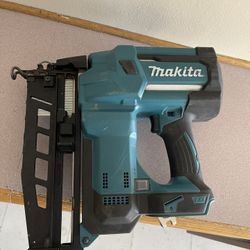 Makita Finish Gun 