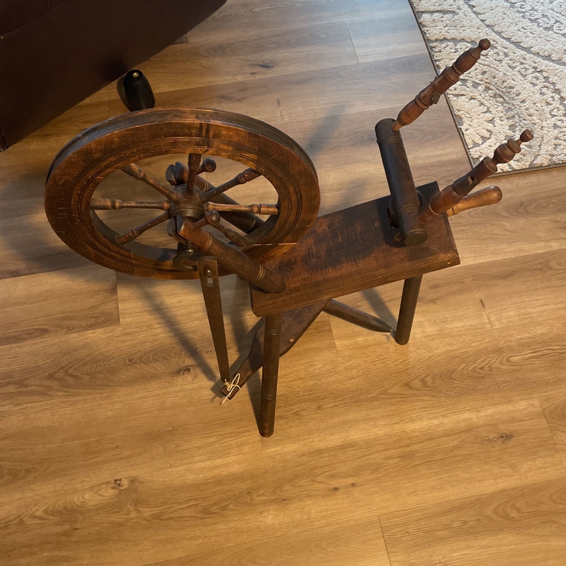 Antique Old Spinning Wheel