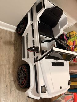 Electric Mercedes Car for kids