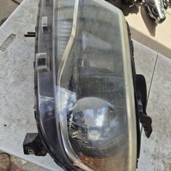 Chevy Colorado Left Headlight Oem