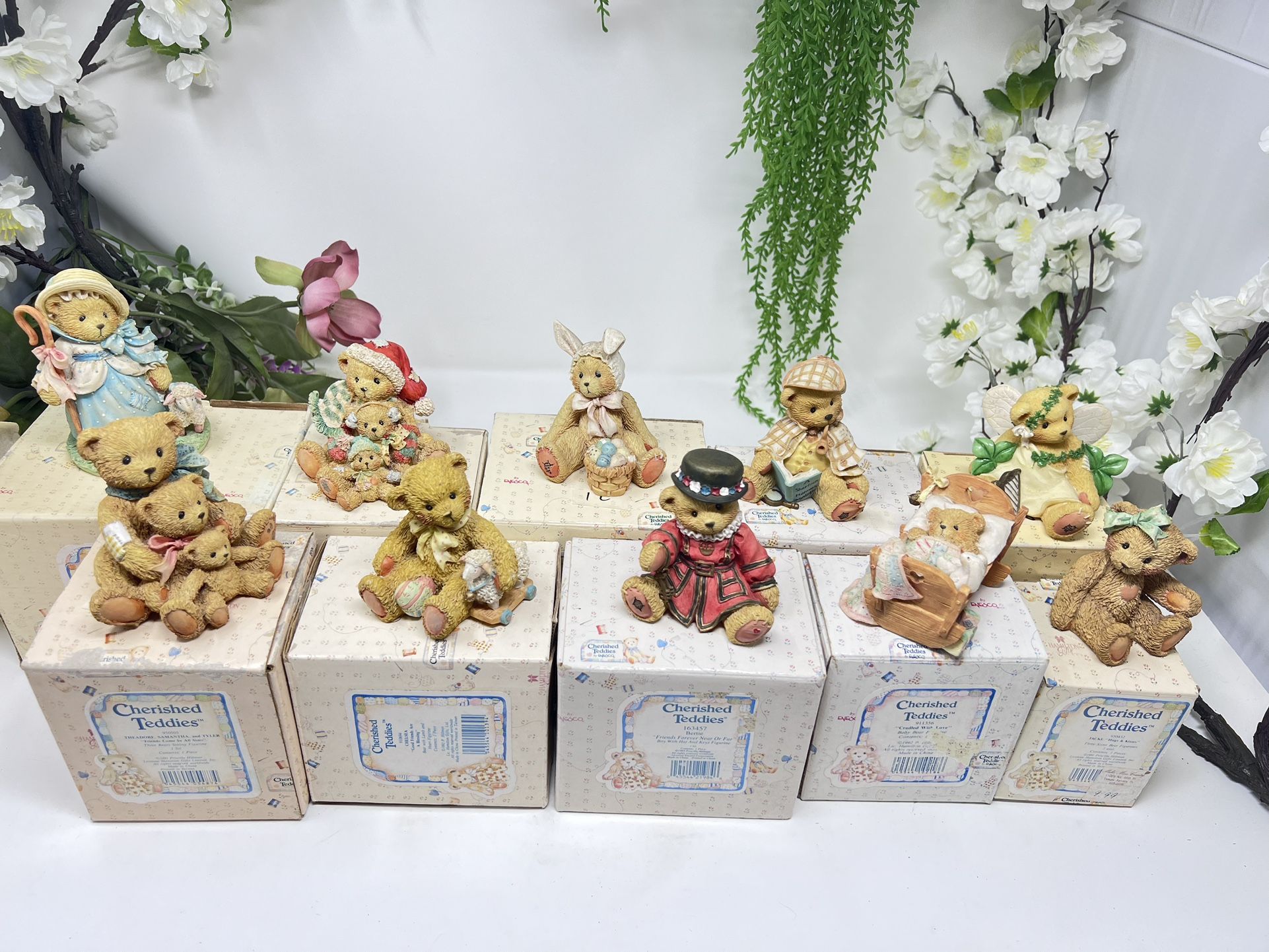 C9 Lot of 10 Cherished Teddies Figurines – With Original Boxes – Excellent Condition