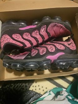 Air Vapormax Plus Sneakers