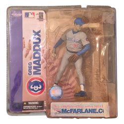 Series 6 (2003) McFarlane Sportspicks Greg Maddux #17 Chicago Cubs Action Figure – MIP
