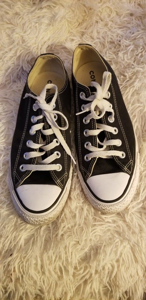 Black Converse 6.5 $15